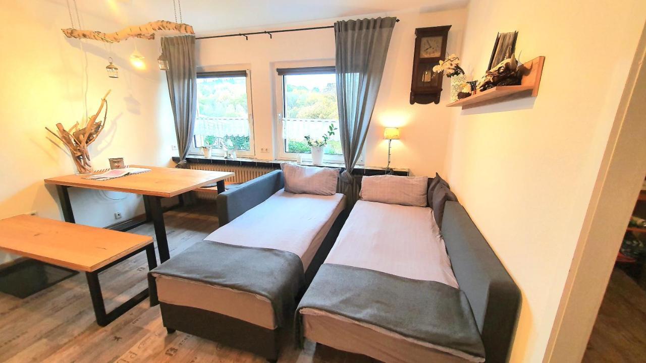 FRANKES LODGE Apartment mit Garten und Pool Essen Exterior foto